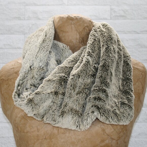 Faux Fur Infinity Scarf Cowl Neck Warmer Soft Fuzzy Accessory One Size - Picture 1 of 11